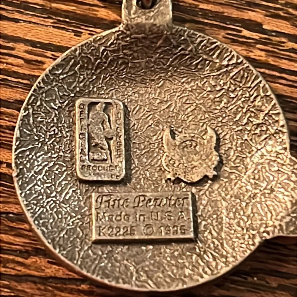 Seattle Sonics Basketball Keychain 1995 Pewter made in USA